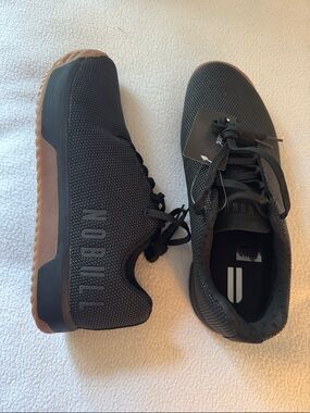 NOBULL Outwork Edge Trainers – Black / Gum Sole – New With Tags size 11